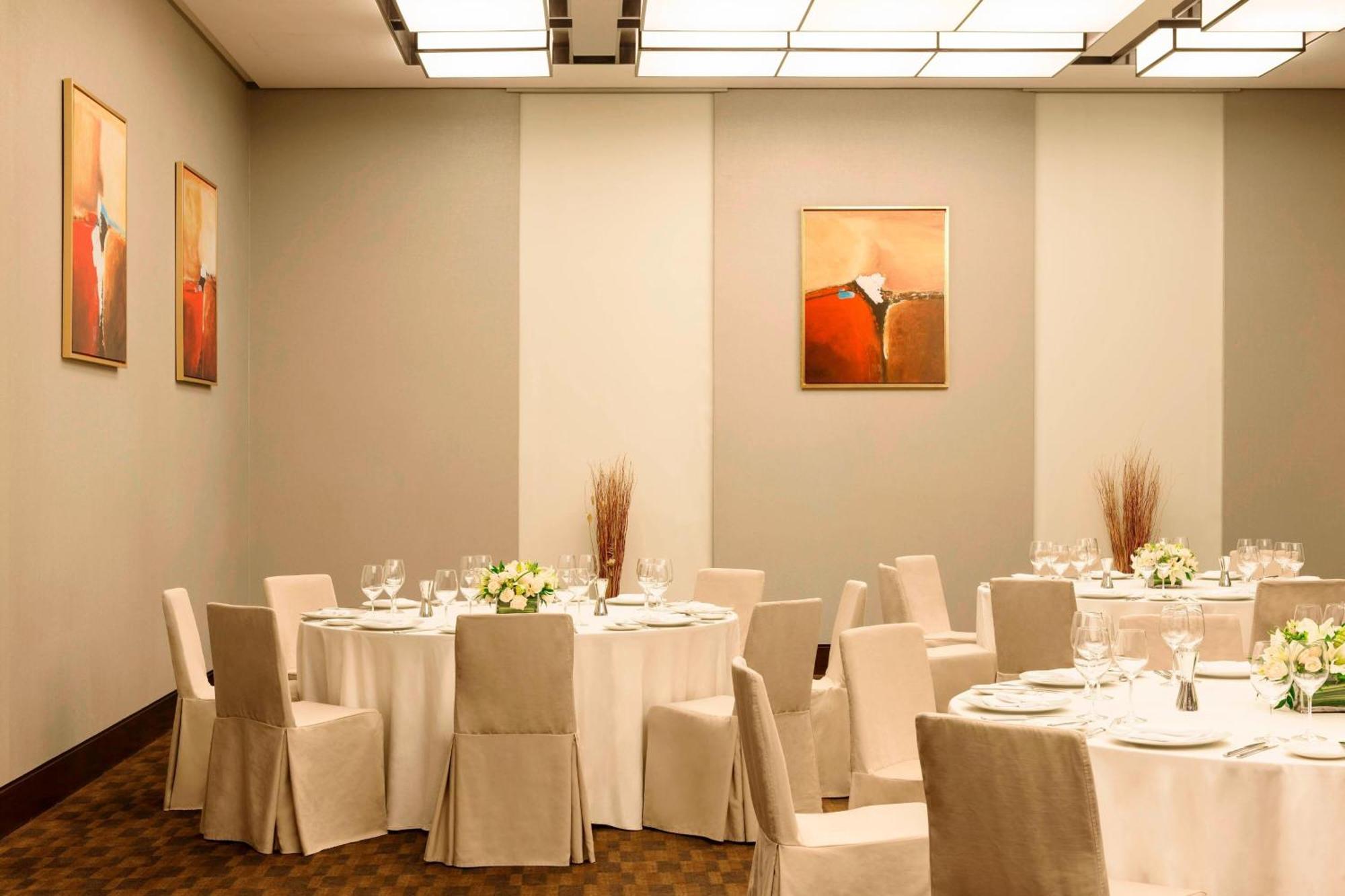 Le Meridien City Centre Bahrain Manamah Buitenkant foto The ballroom